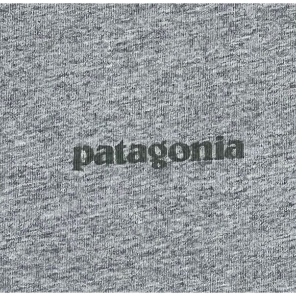 Patagonia Shirt Men's Small Gray Mountain Range Organic Cotton USA Made 2015 - Picture 7 of 16